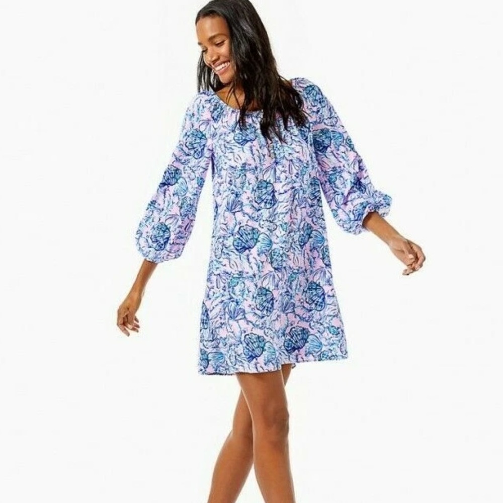 NWT Lilly Pulitzer Dress
Remmy Tunic Dress A Little
Jelly Size 2